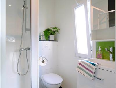 Cottage Luxe 6 people in a 4 star campsite La Pomme de Pin in Saint Hilaire de Riez in Vendée