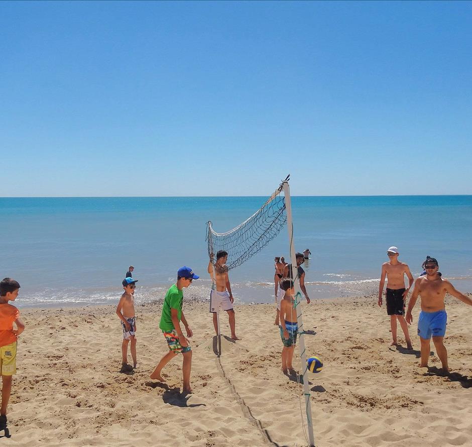 beachvolleybalwedstrijd in Saint Hilaire de Riez - Camping pomme de pin