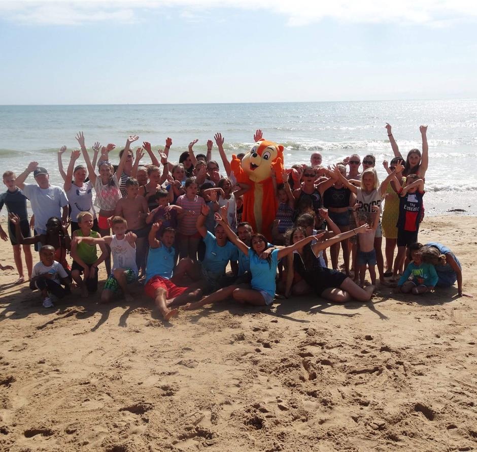 tienerclub op het strand van st hilaire de riez - Camping pomme de pin