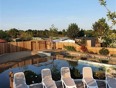 ontspanningsruimte met solarium in st hilaire de riez