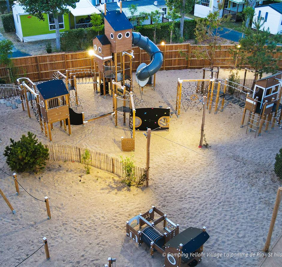 St hilaire de riez campsite with games for children - Camping pomme de pin