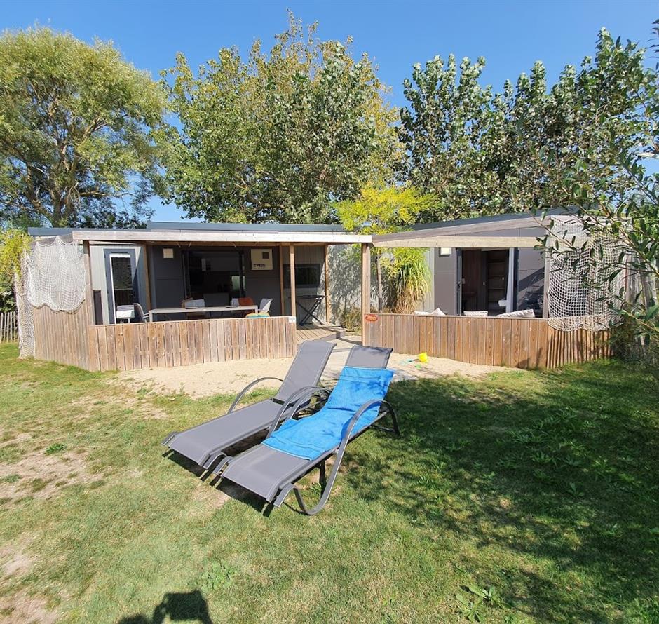 Camping pomme de pin