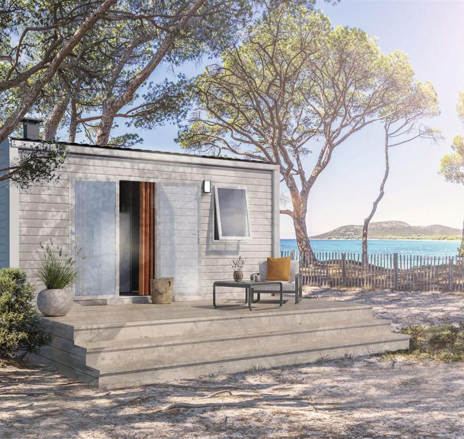 Buitenkant van het huisje voor 2 personen, 1 slaapkamer, 4 bloemen, camping Vendée - Camping pomme de pin