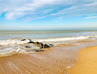 Strand op 200 m van de camping 
